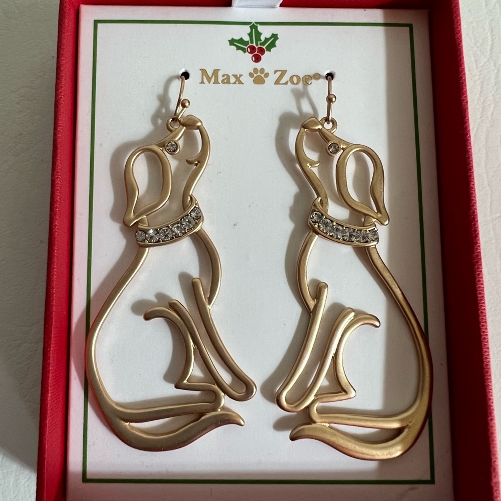 Max & Zoe© Dangle Doggie Earrings With Gemstone